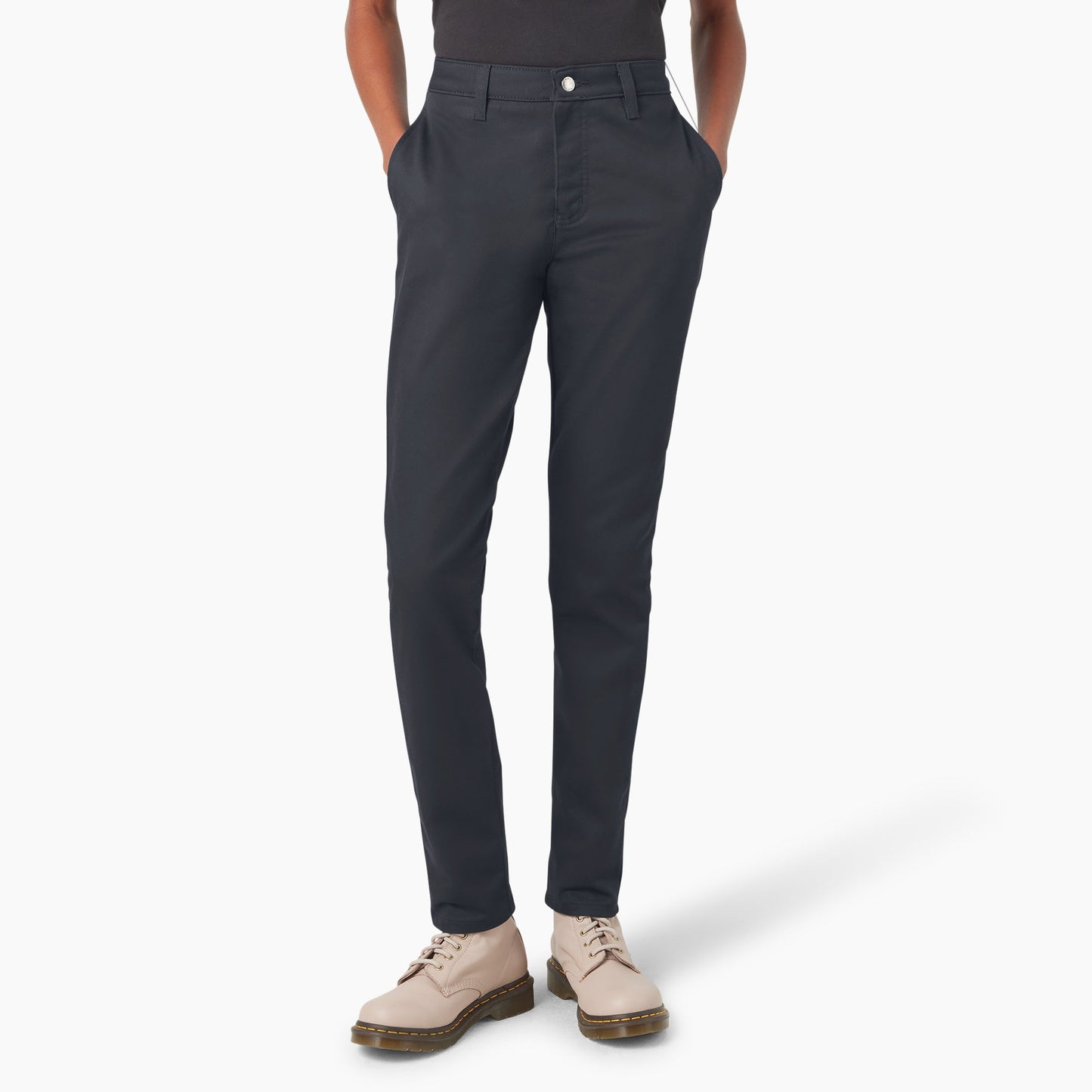 Dark Navy (0DN),24